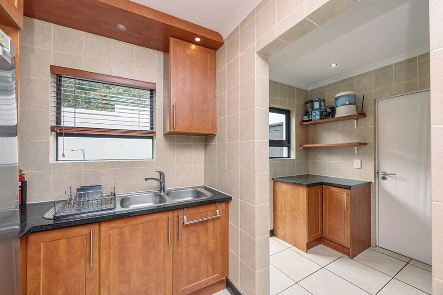 5 Bedroom Property for Sale in Big Bay Western Cape